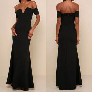 NWOT Lulus Lynne Black Off-the-Shoulder Maxi‎ Dress